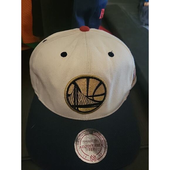 Golden State Warriors Hat Snapback Cap USA Flag White Navy Gold Mitchell & Ness - Picture 1 of 6